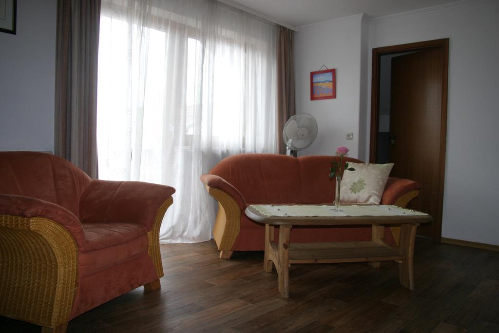 Haus Magnolia Lägenhet Schwangau Rum bild